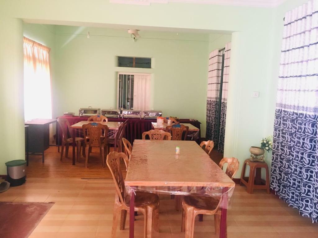 Umaya Rest Inn Balangoda Esterno foto