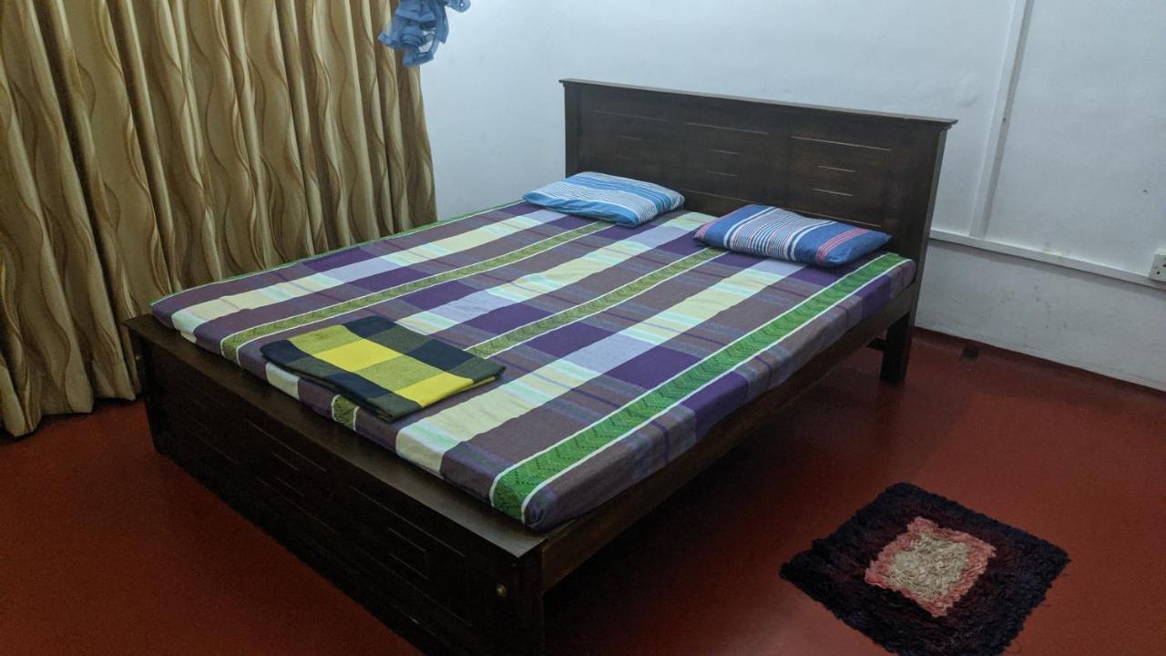 Umaya Rest Inn Balangoda Esterno foto
